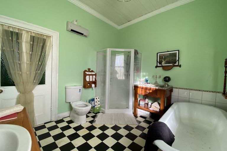 Photo of property in 7 Russell Esplanade, Otautau, 9610