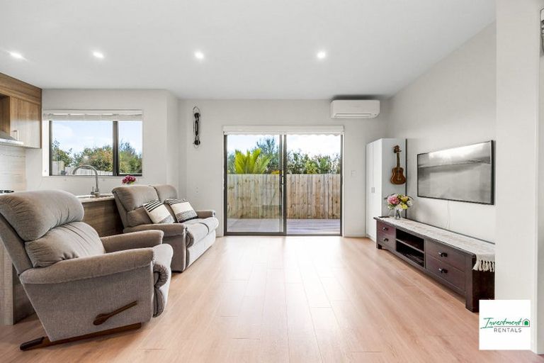 Photo of property in 77 John Gray Street, Papakura, 2110