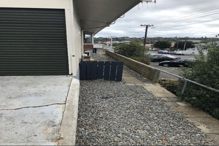 Photo of property in 15a Campbell Street, Whanganui, 4500