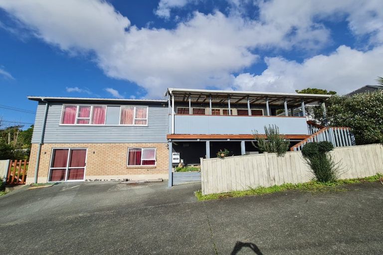 Photo of property in 39 Sunnyside Road, Sunnyvale, Auckland, 0612
