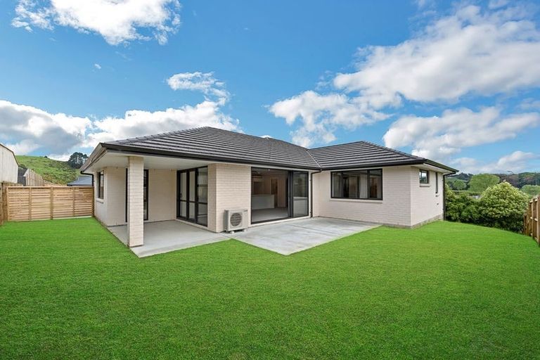 Photo of property in 35b Leathem Crescent, Pokeno, 2402