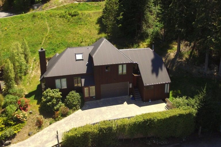 Photo of property in 10 Oregon Heights, Hanmer Springs, 7334