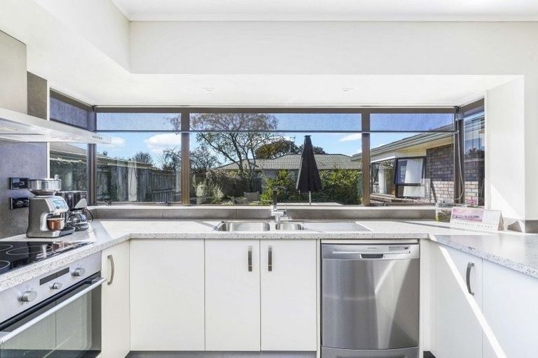 Photo of property in 62 Endeavour Avenue, Flagstaff, Hamilton, 3210