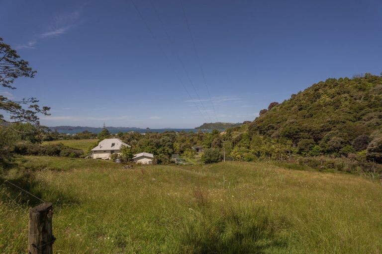 Photo of property in 23 Ara Mata, Cooks Beach, Whitianga, 3591