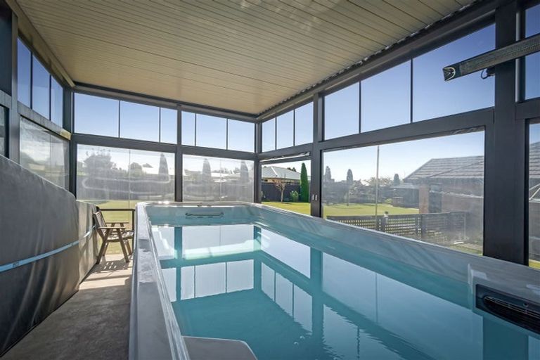 Photo of property in 37 Aberdeen Road, Prebbleton, 7604