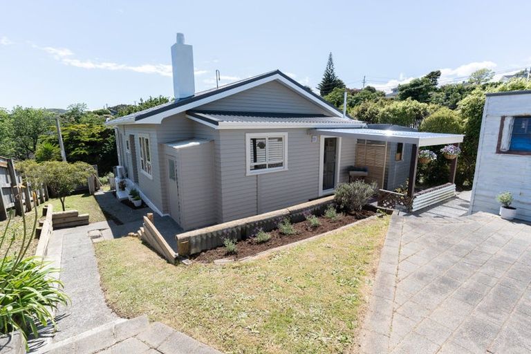 Photo of property in 10 Arawhata Street, Ranui, Porirua, 5024
