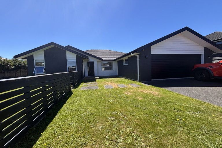 Photo of property in 14a Pegasus Place, Kelvin Grove, Palmerston North, 4414