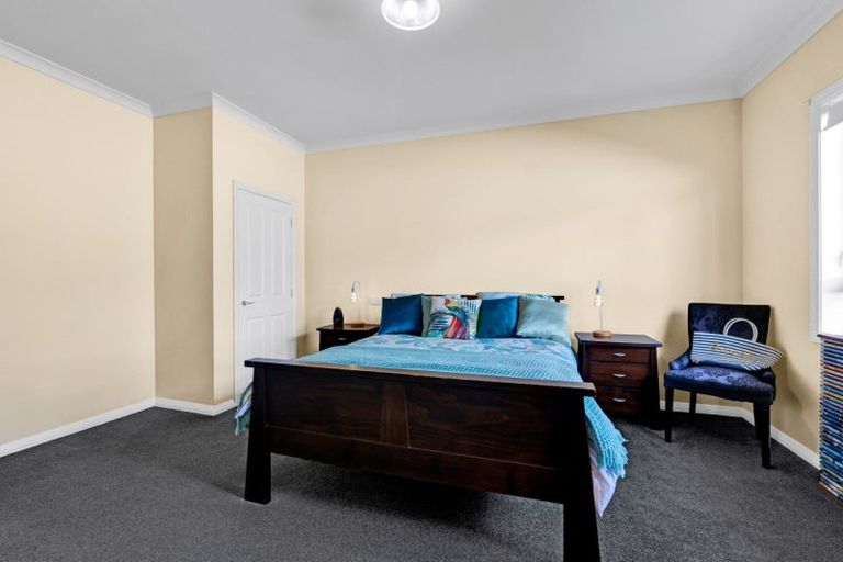 Photo of property in 69f Karamea Street, Whalers Gate, New Plymouth, 4310