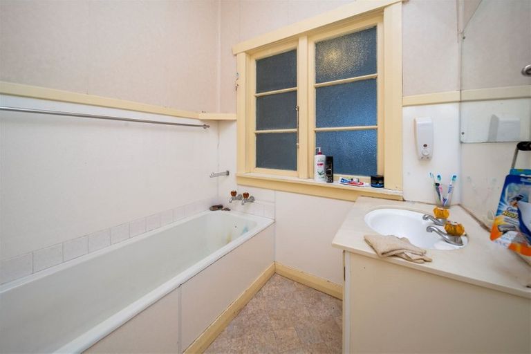 Photo of property in 1580 South Road, Manutahi, Patea, 4598