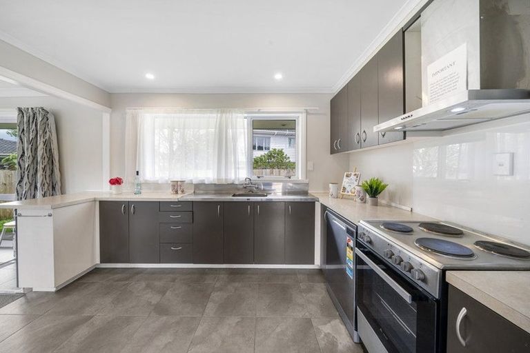 Photo of property in 3/10a Lupton Road, Manurewa, Auckland, 2102