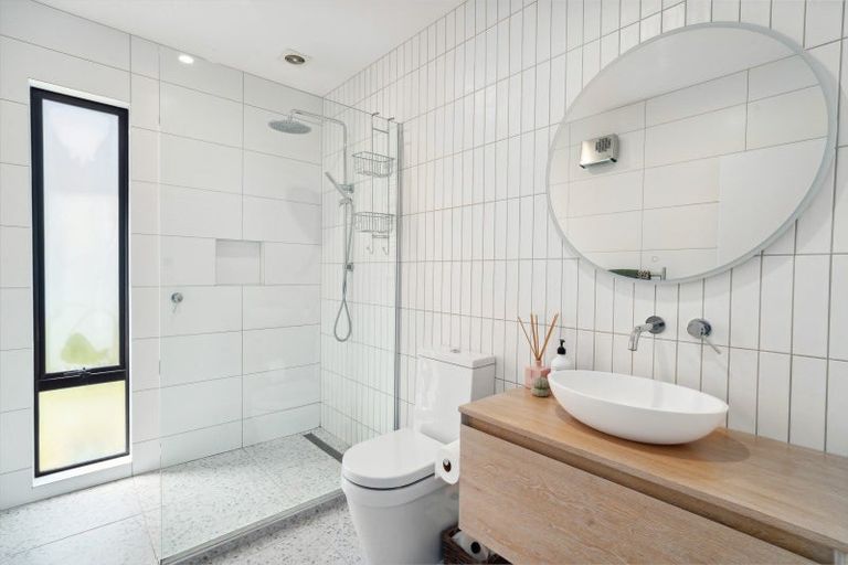 Photo of property in 9 Centre Crescent, Wanaka, 9305