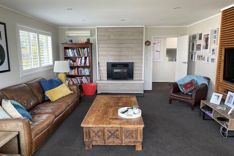 Photo of property in 43 Pope Street, Camborne, Porirua, 5026