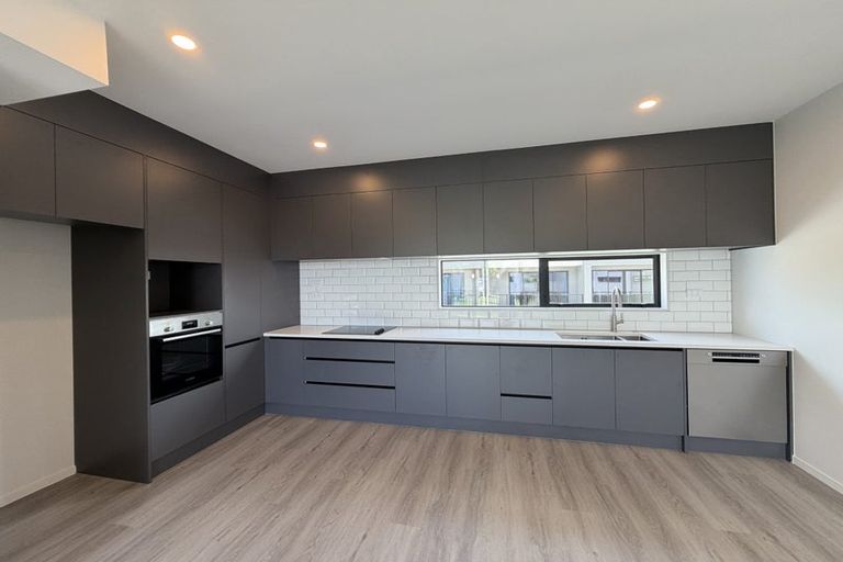 Photo of property in 8 Clementine Place, Bucklands Beach, Auckland, 2014