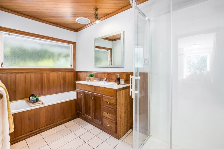 Photo of property in 102a Miromiro Road, Normandale, Lower Hutt, 5010