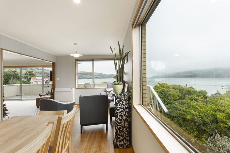 Photo of property in 27 Bayne Terrace, Macandrew Bay, Dunedin, 9014