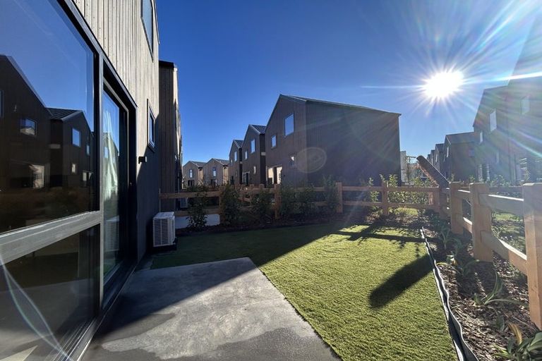 Photo of property in 11 Bleakley Lane, Frankton, Queenstown, 9300