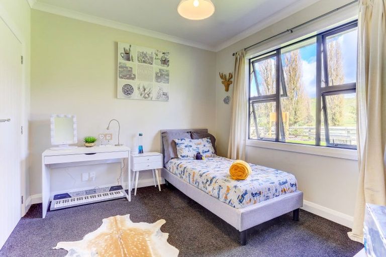 Photo of property in 5176 Turakina Valley Road, Hunterville, 4782