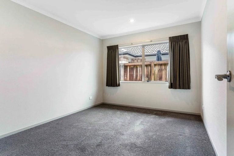 Photo of property in 32 Popata Close, Papamoa Beach, Papamoa, 3118