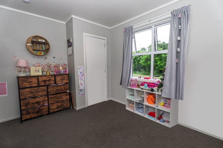 Photo of property in 90 Kanakanaia Road, Te Karaka, 4022