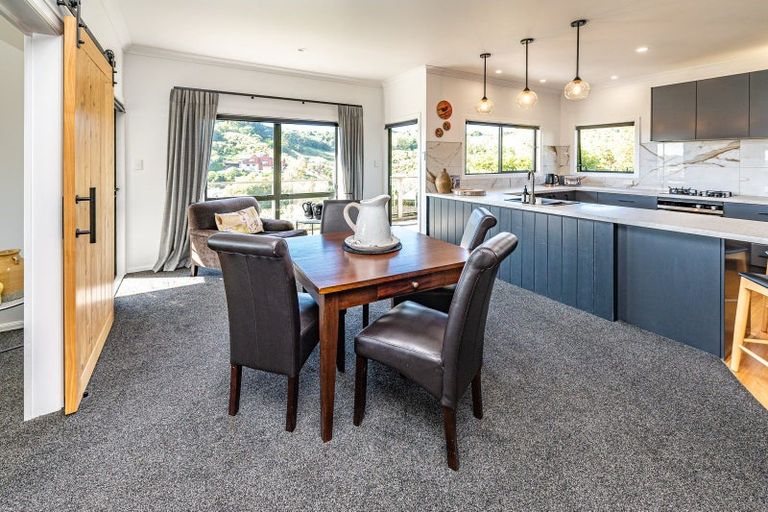 Photo of property in 1 Shakespeare Road, Bastia Hill, Whanganui, 4500