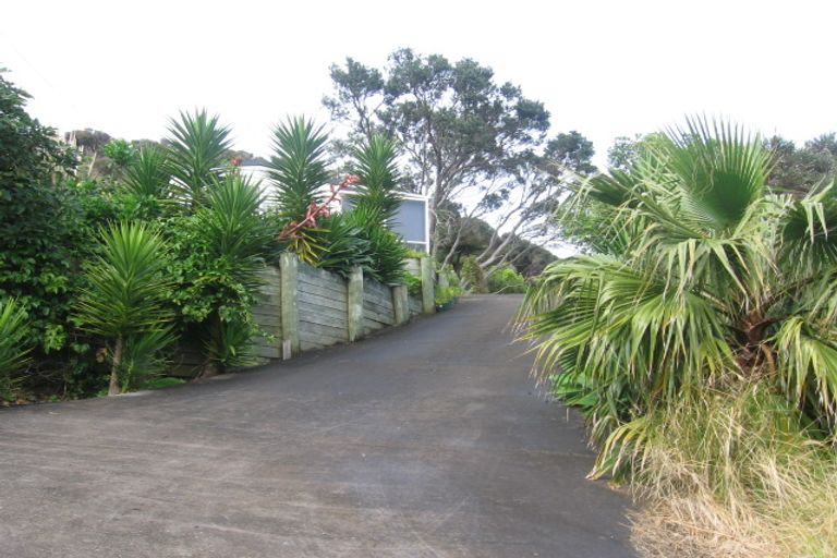 Photo of property in 90 Harbour View Road, Coromandel, 3581