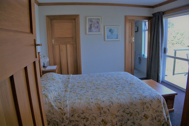 Photo of property in 2 Milford Street, Moeraki, Palmerston, 9482