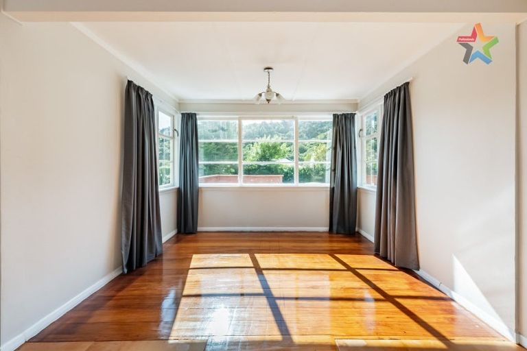 Photo of property in 66 Wilkie Crescent, Naenae, Lower Hutt, 5011