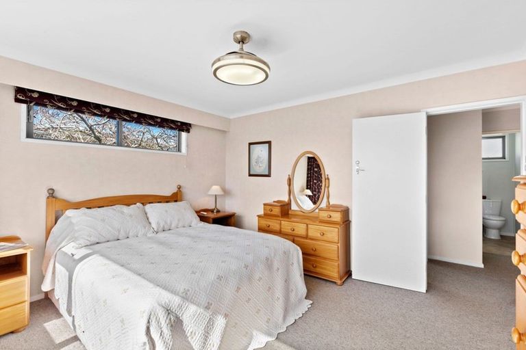 Photo of property in 12 Crownhill Street, Spotswood, New Plymouth, 4310