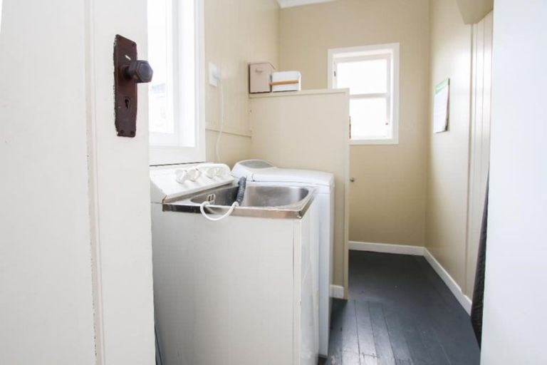 Photo of property in 76 Rimu Street, Maeroa, Hamilton, 3200