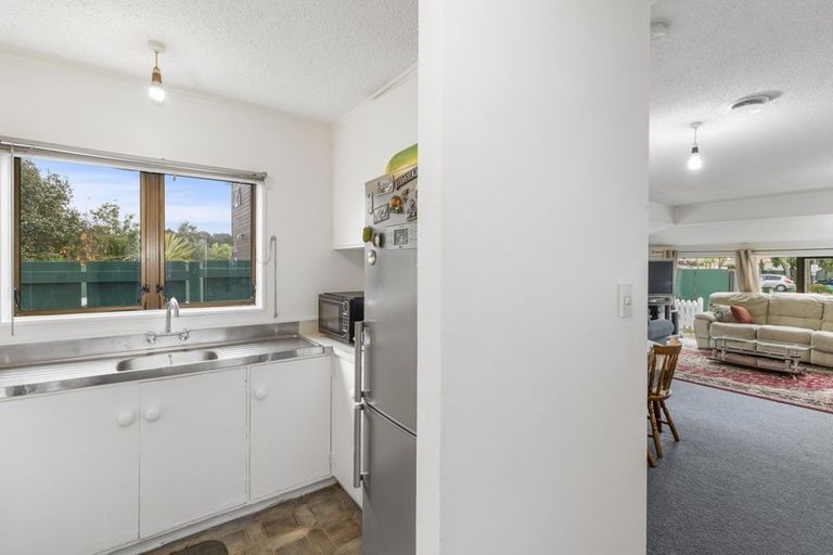 Photo of property in 10/17u Randwick Crescent, Moera, Lower Hutt, 5010