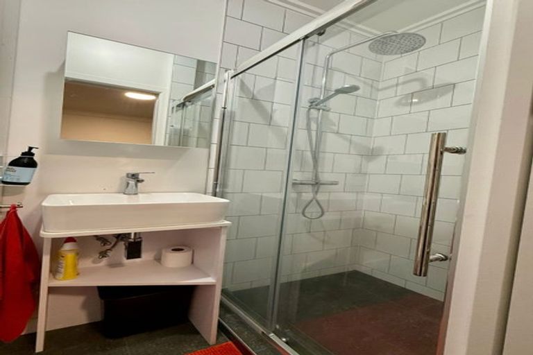 Photo of property in 36 Water Street, Otahuhu, Auckland, 1062