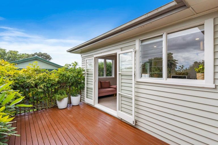 Photo of property in 4b Lancaster Road, Beach Haven, Auckland, 0626