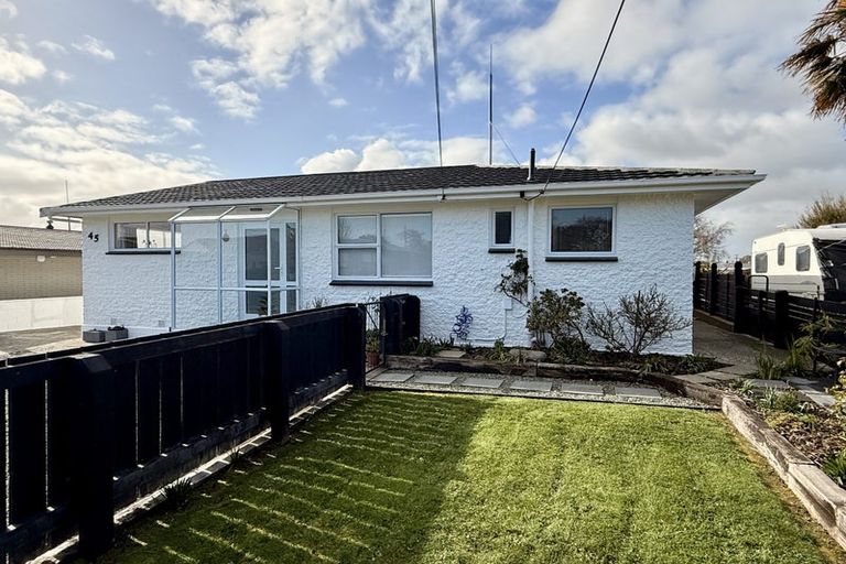Photo of property in 45 Edinburgh Crescent, Waikiwi, Invercargill, 9810