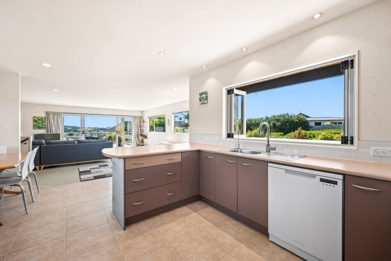 Photo of property in 9 Margaret Way, Langs Beach, Waipu, 0582