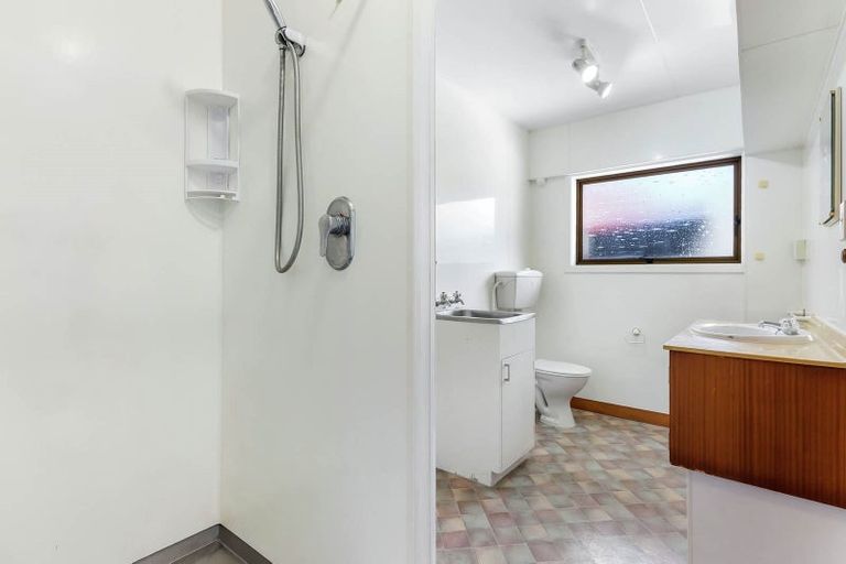 Photo of property in 3/31 The Parade, Bucklands Beach, Auckland, 2012