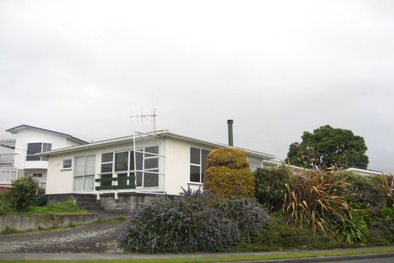 Photo of property in 46 Jans Terrace, Oakura, 4314