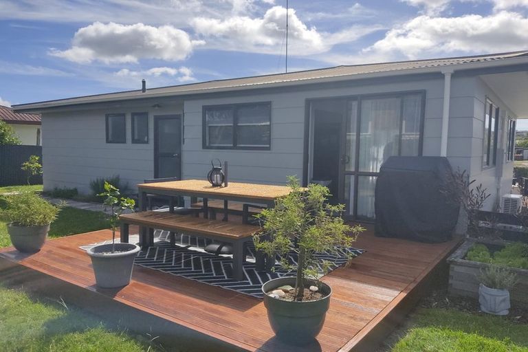 Photo of property in 22a Queen Road, Bellevue, Tauranga, 3110