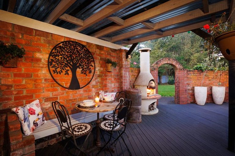 Photo of property in 8 Skerman Street, Marton, 4710