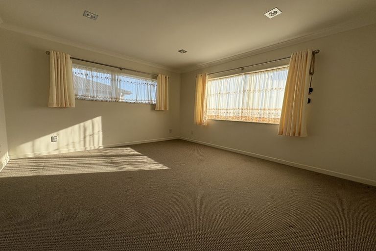 Photo of property in 9 Bush View Place, Flat Bush, Auckland, 2019
