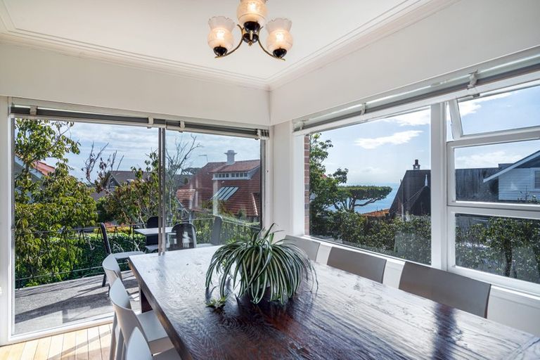 Photo of property in 216 Lake Road, Hauraki, Auckland, 0622