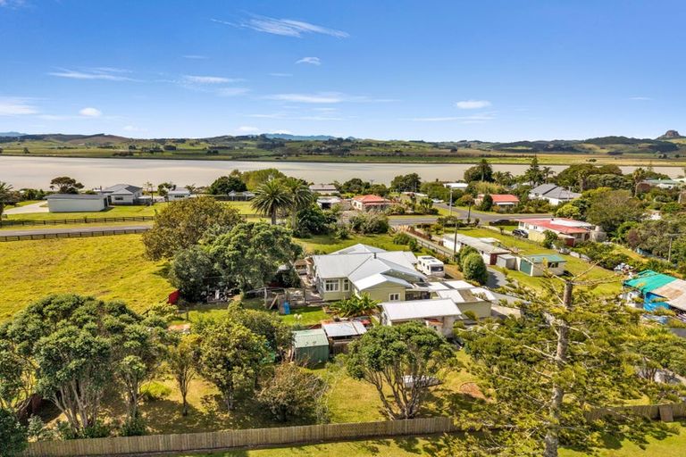Photo of property in 62 Norton Street, Te Kopuru, 0391