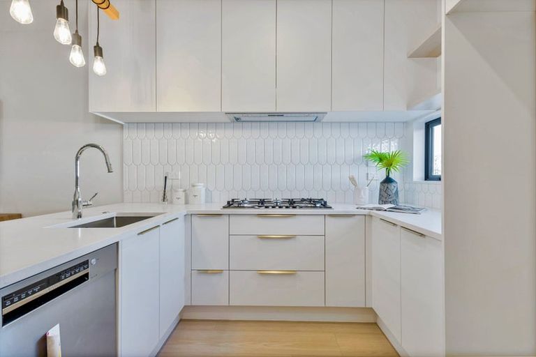 Photo of property in 44c Bruce Road, Glenfield, Auckland, 0629