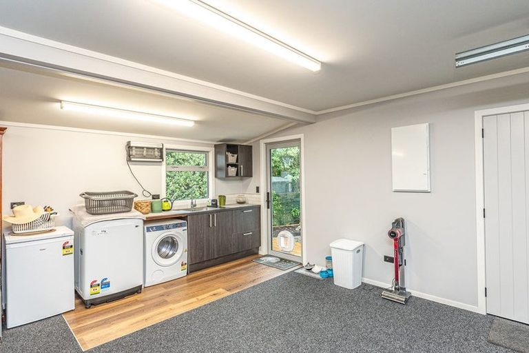 Photo of property in 3a Pickwick Road, Otamatea, Whanganui, 4571