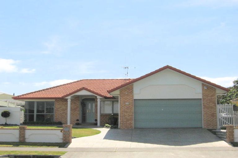 Photo of property in 63 Santa Monica Drive, Papamoa Beach, Papamoa, 3118