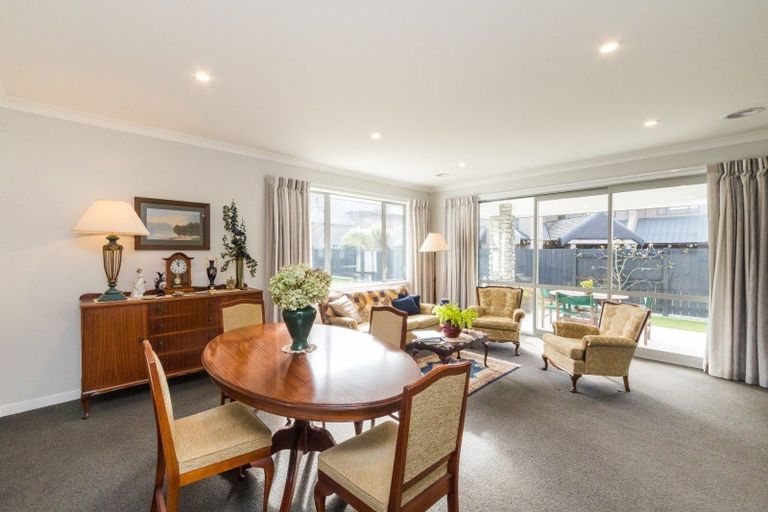 Photo of property in 33 Elmira Avenue, Hokowhitu, Palmerston North, 4410