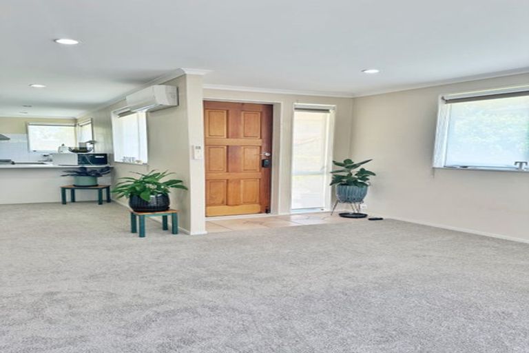 Photo of property in 1/9 Saints Court, Manurewa, Auckland, 2102