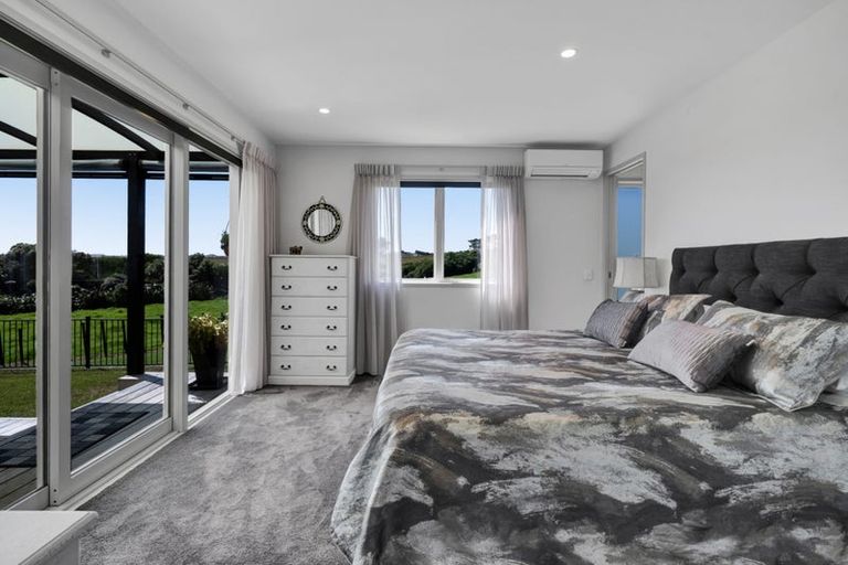 Photo of property in 5d Vardon Way, Waiwhakaiho, New Plymouth, 4312