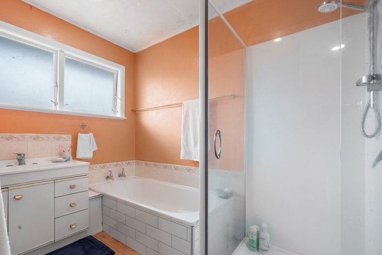 Photo of property in 14 Lysander Place, Hillcrest, Hamilton, 3216