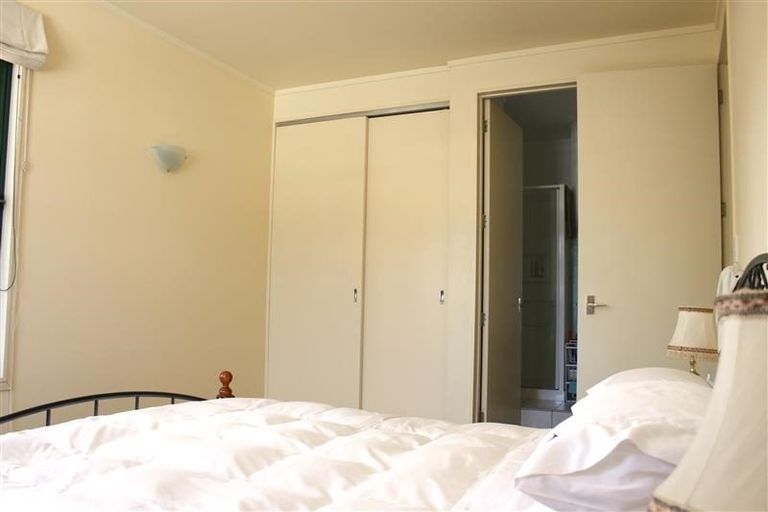 Photo of property in Tennyson Apartments, 16/25 Tennyson Street, Te Aro, Wellington, 6011