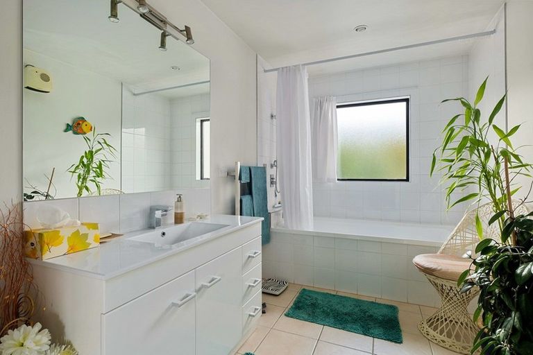 Photo of property in 133 Mcarthur Road, Springvale, Alexandra, 9391